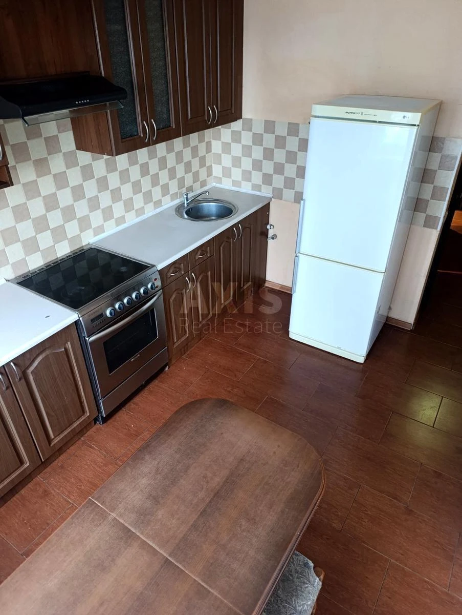 3к квартира бул. Дарницкий 8681831