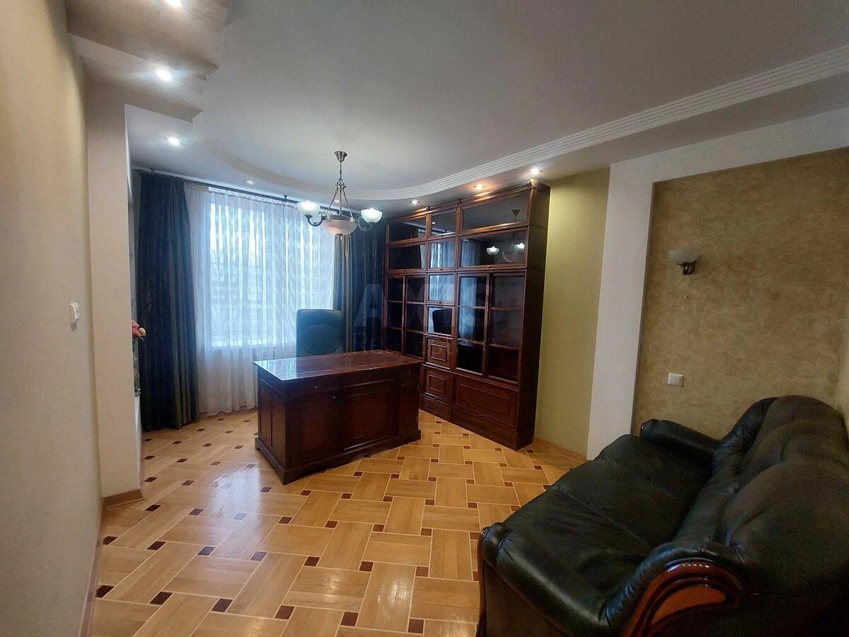 4k apartment vul. Yulia Zdanovska 54А699317