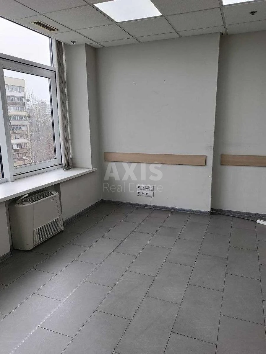 Офис ул. Антоновича 172, 137м2700054