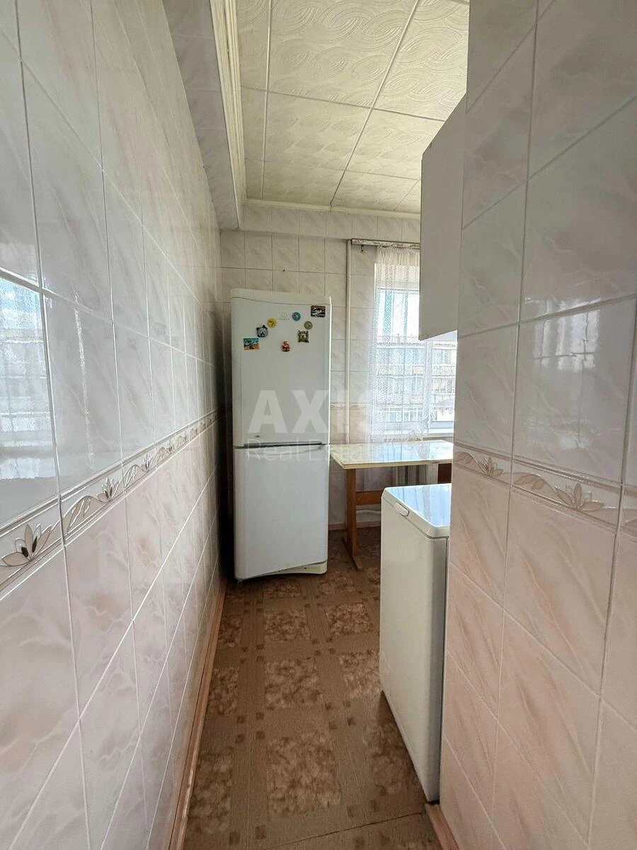 3k apartment vul. Serafymovycha 137107821