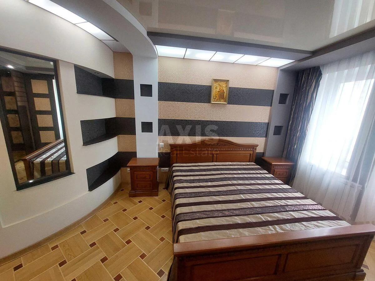 4k apartment vul. Yulia Zdanovska 54А699319
