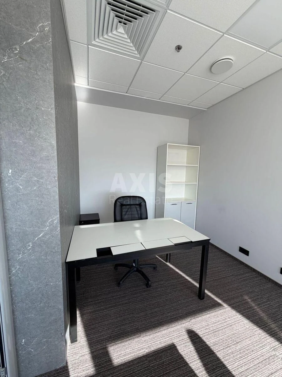 Office pl. Sportyvna 1А, 227m2689545