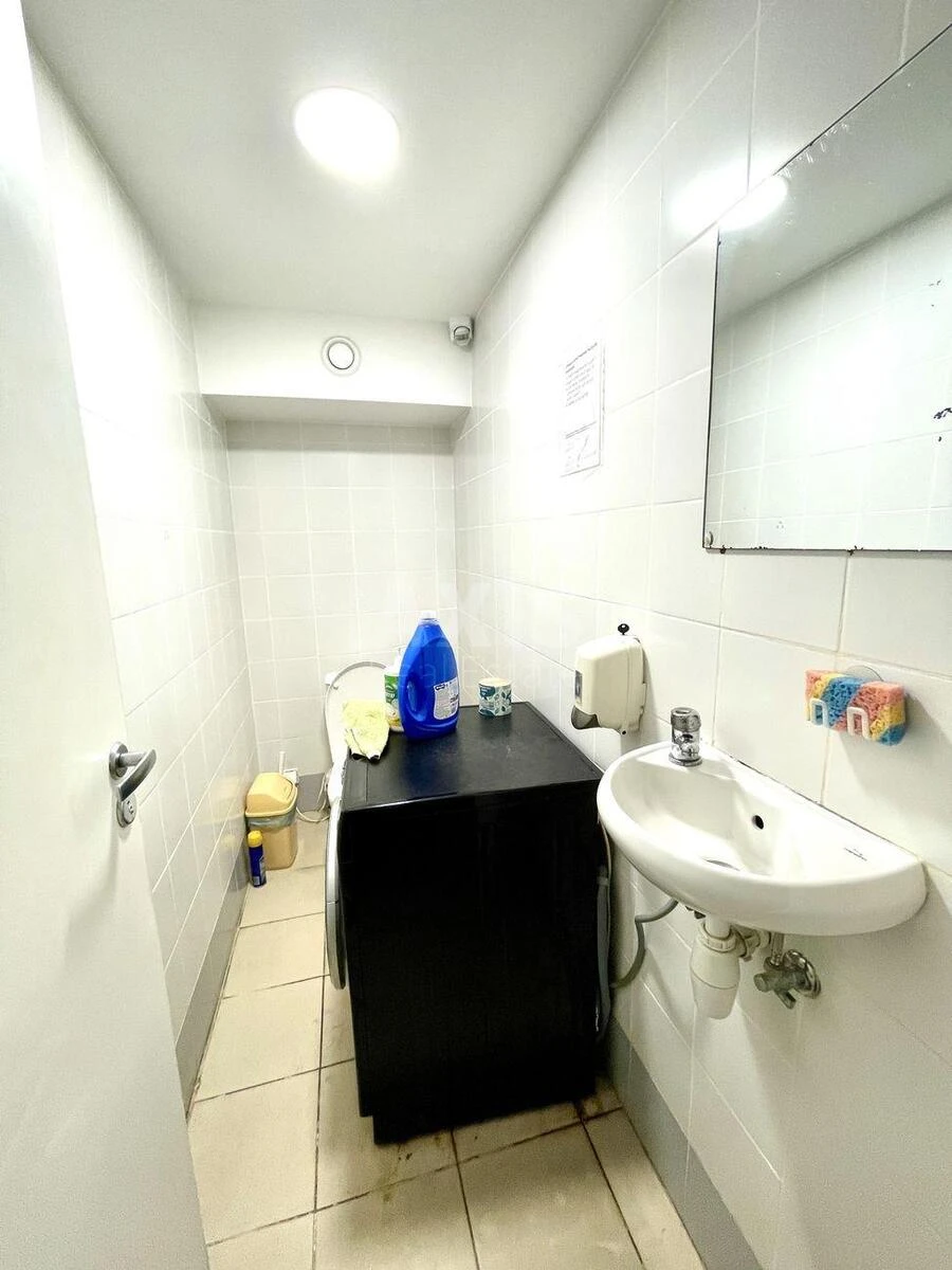 Trade object pr-t Lobanovs'kogo 4, 220m26945717