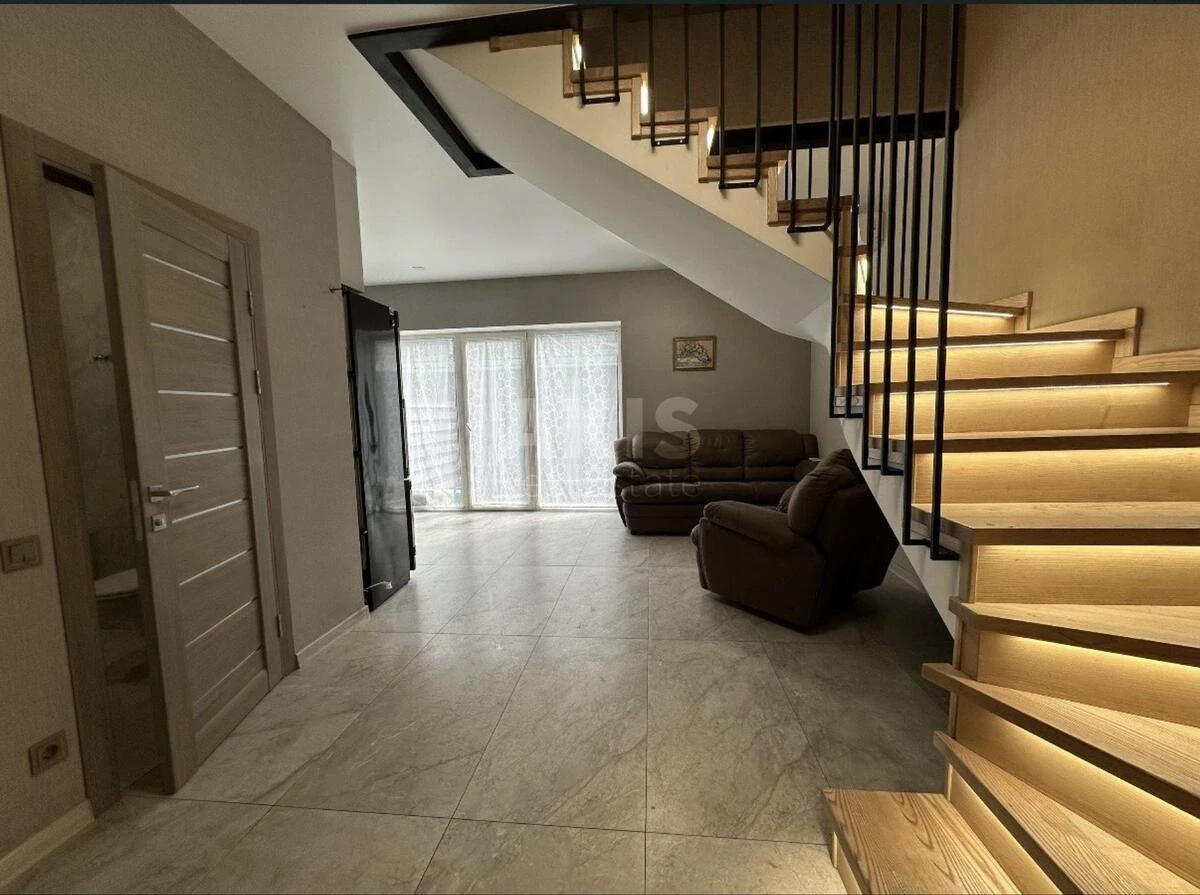 House vul. Vynogradna, 105m2, Kyiv city692001