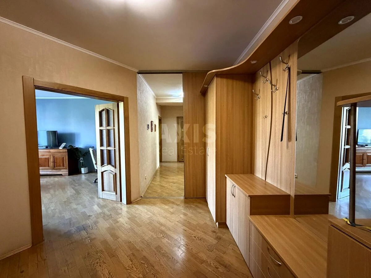 3k apartment vul. Donec'ka 37/19688328