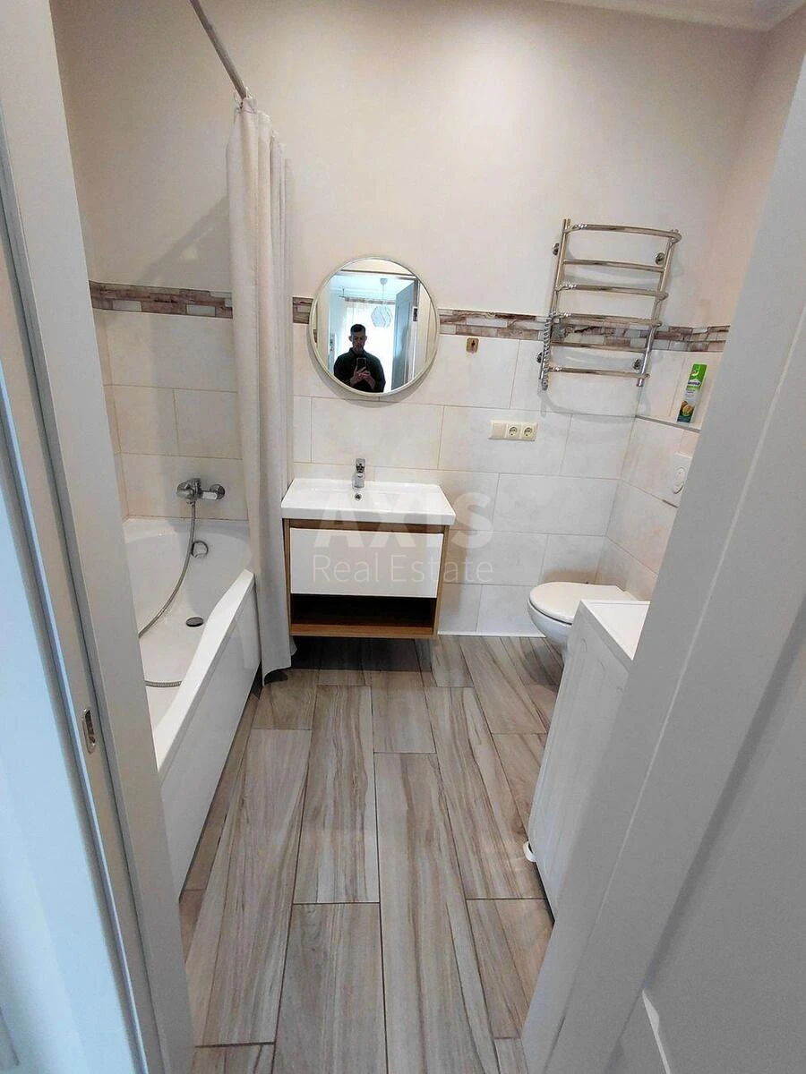1k apartment vul. Revuc'kogo 40687725