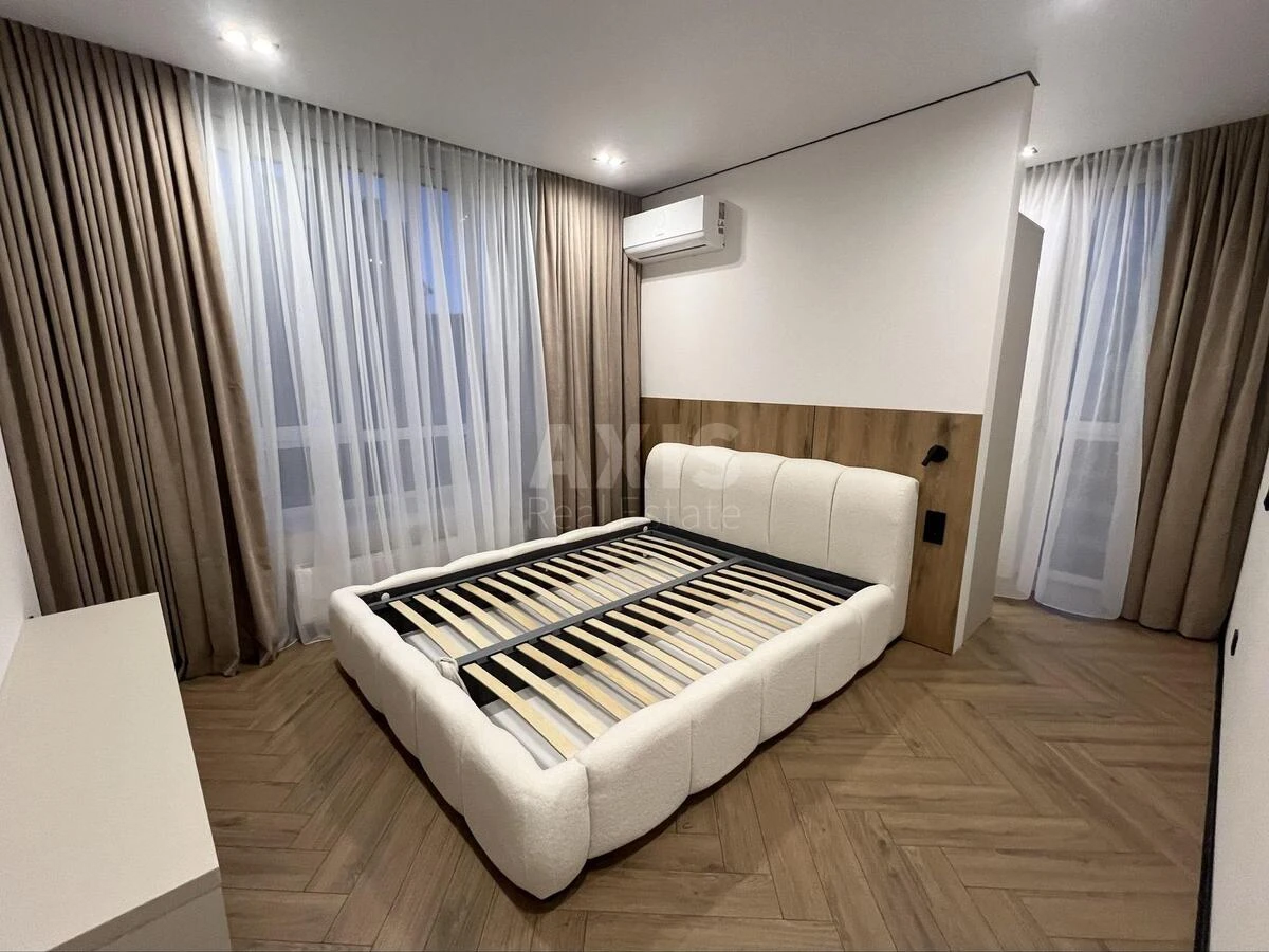 2k apartment vul. Vsevoloda Zmijenka 15/23685796