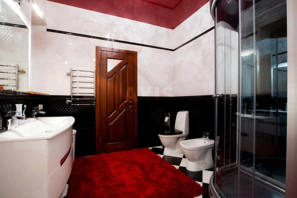 House vul. Pryvitna, 499m2, Kyiv city7043410