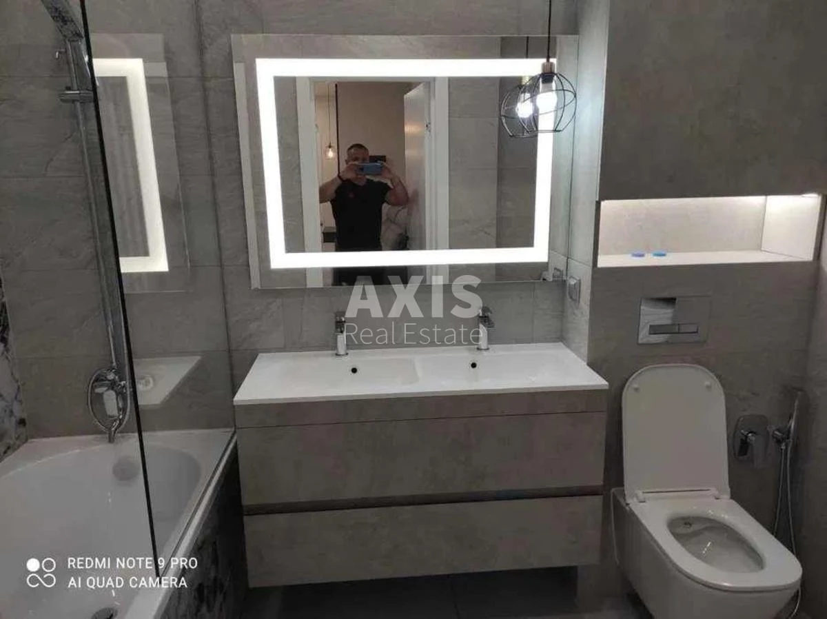 4к квартира пр-т Берестейский 67235984