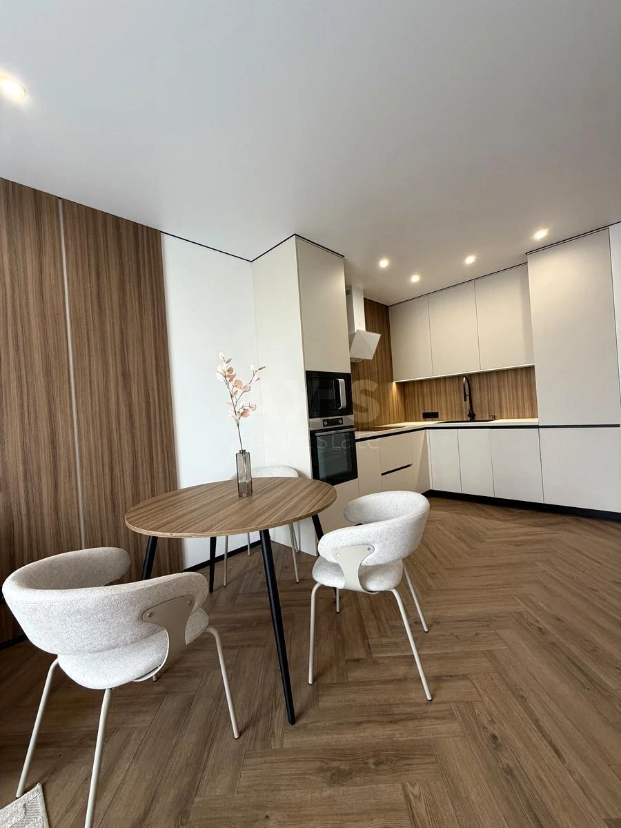 1k apartment nab. Dniprovs'ka 15К694073