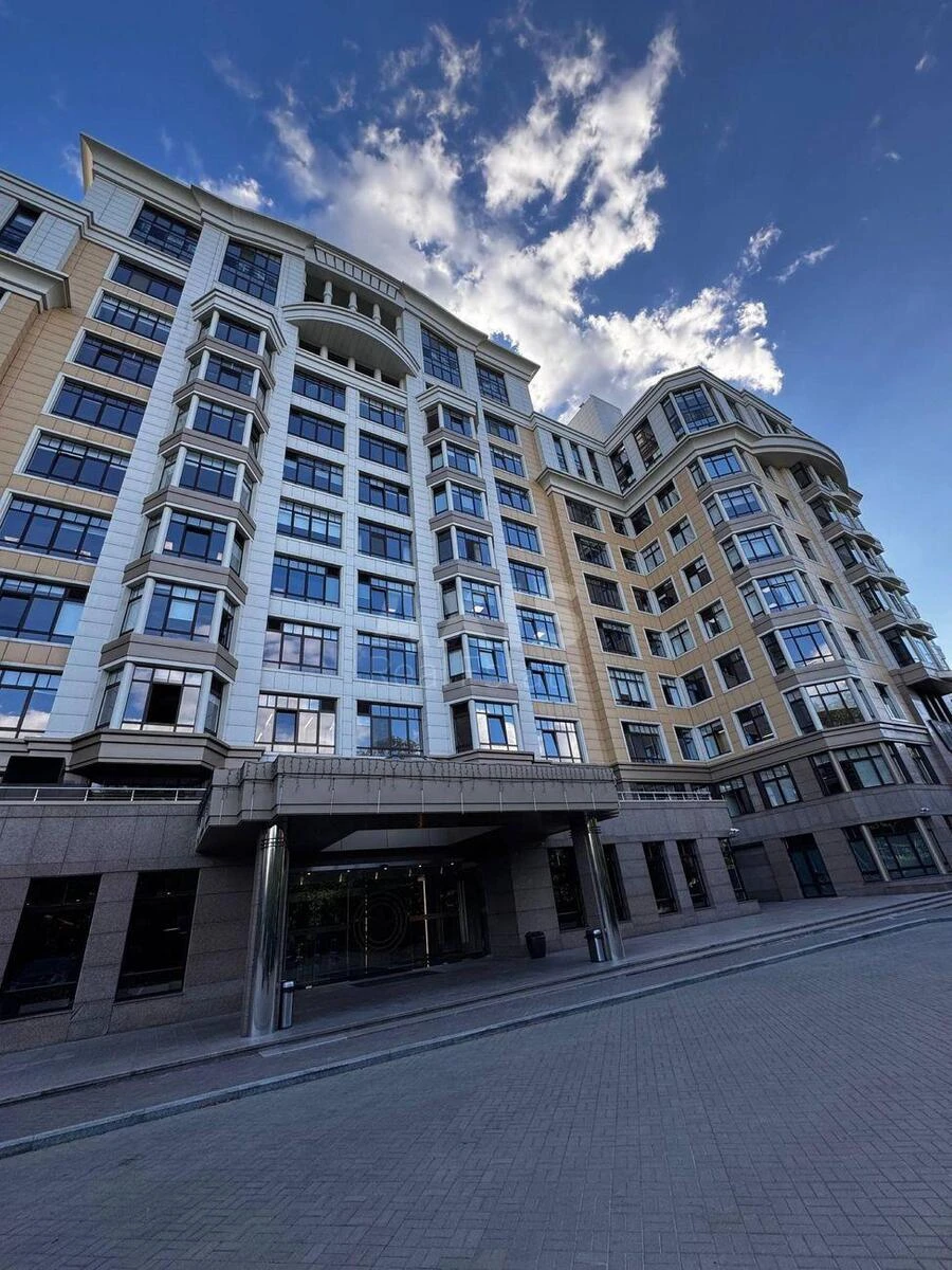 Офис ул. Грушевского Михаила 9Б, 1630м2712132