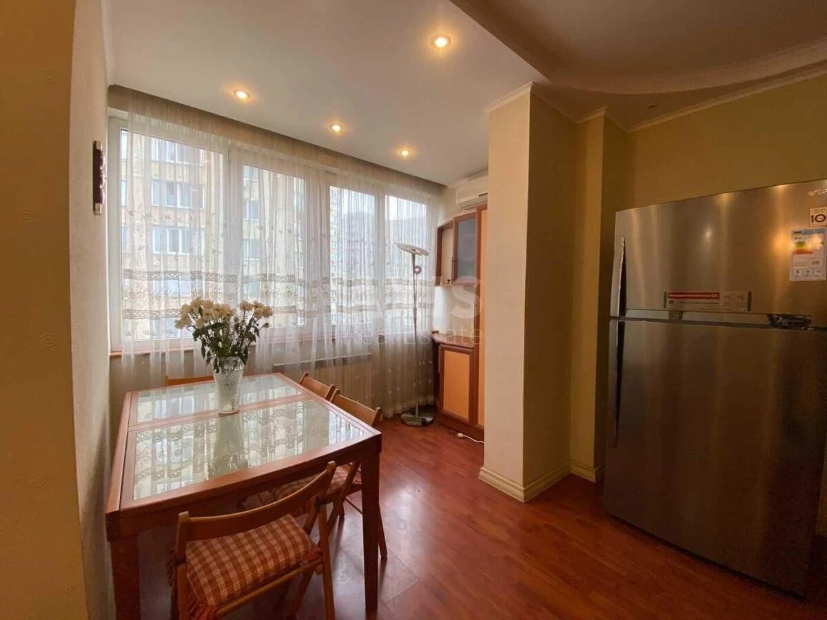 3k apartment vul. Mykil's'ko-Slobids'ka 6В622296