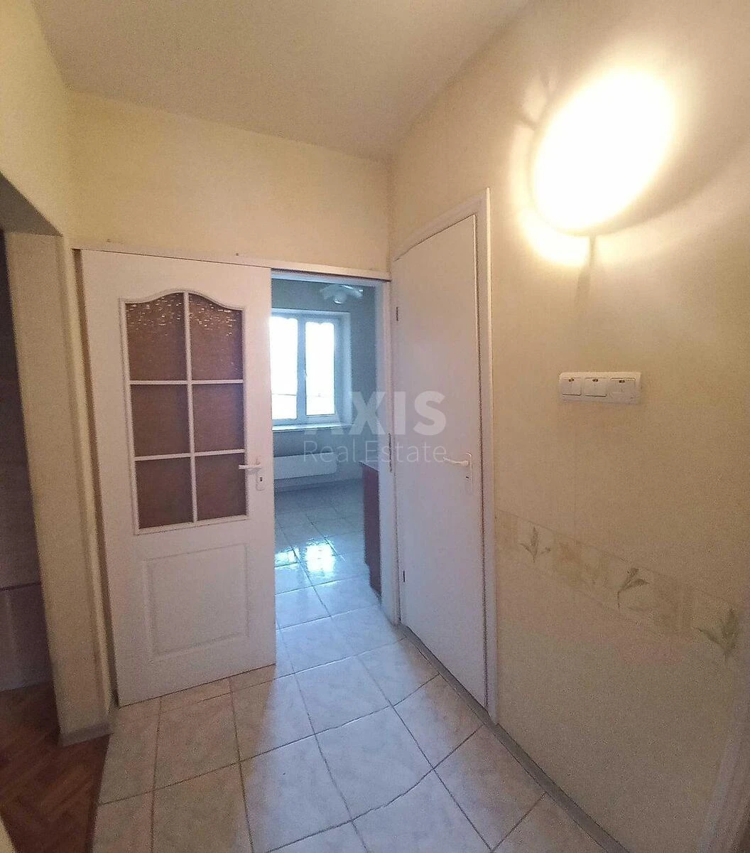 4k apartment vul. Revuc'kogo 137140617