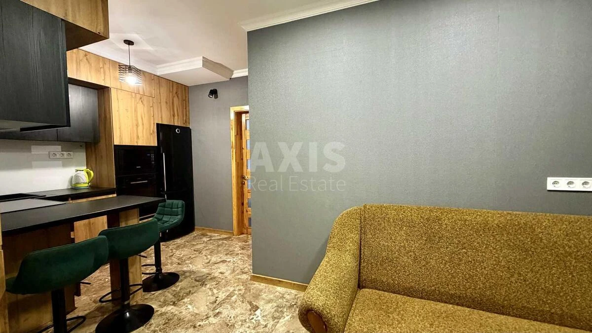 2k apartment vul. Svitla 3713542