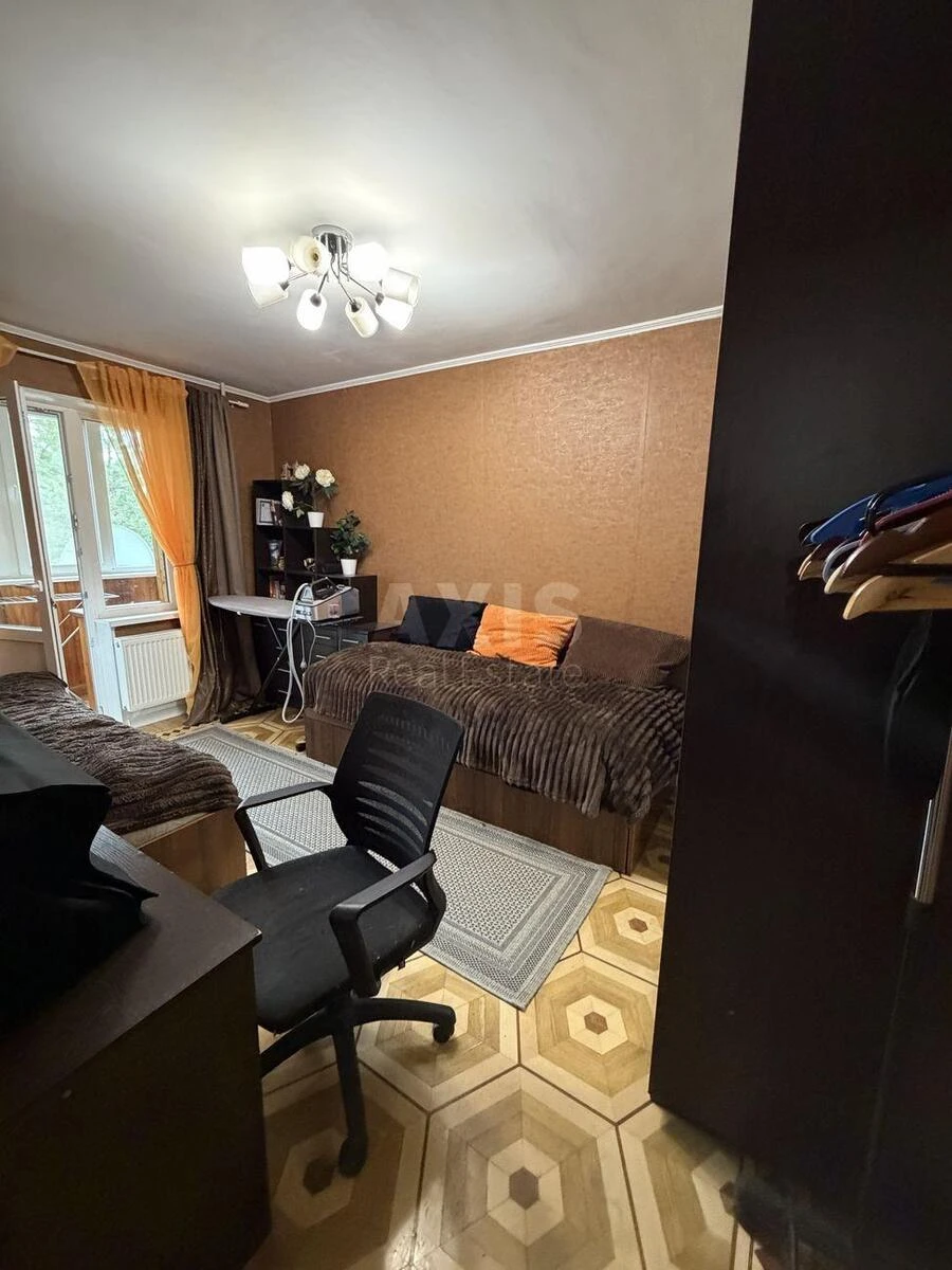 3к квартира ул. Рональда Рейгана 38696011