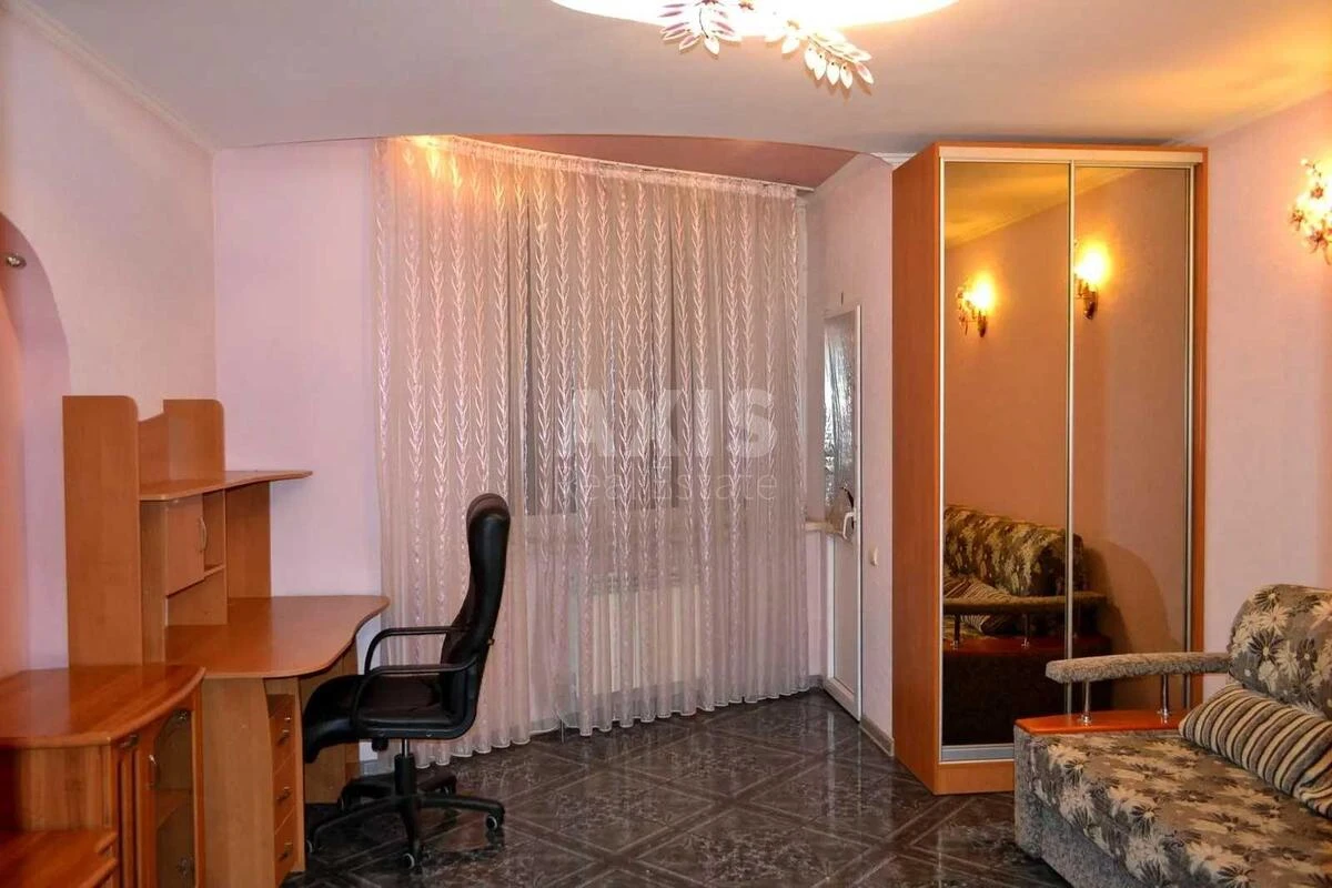 1к квартира ул. Ахматовой Анны 50688063
