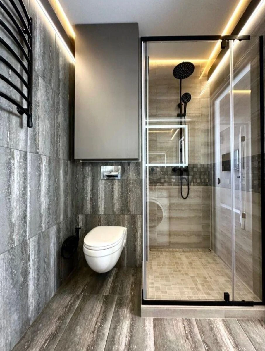 2k apartment nab. Dniprovs'ka 18687346
