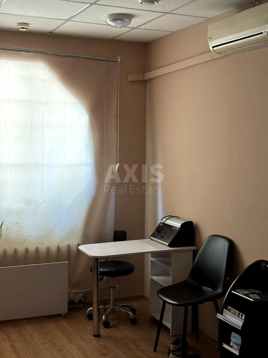 Офис ул. Семьи Стешенкив 7, 55м2667852