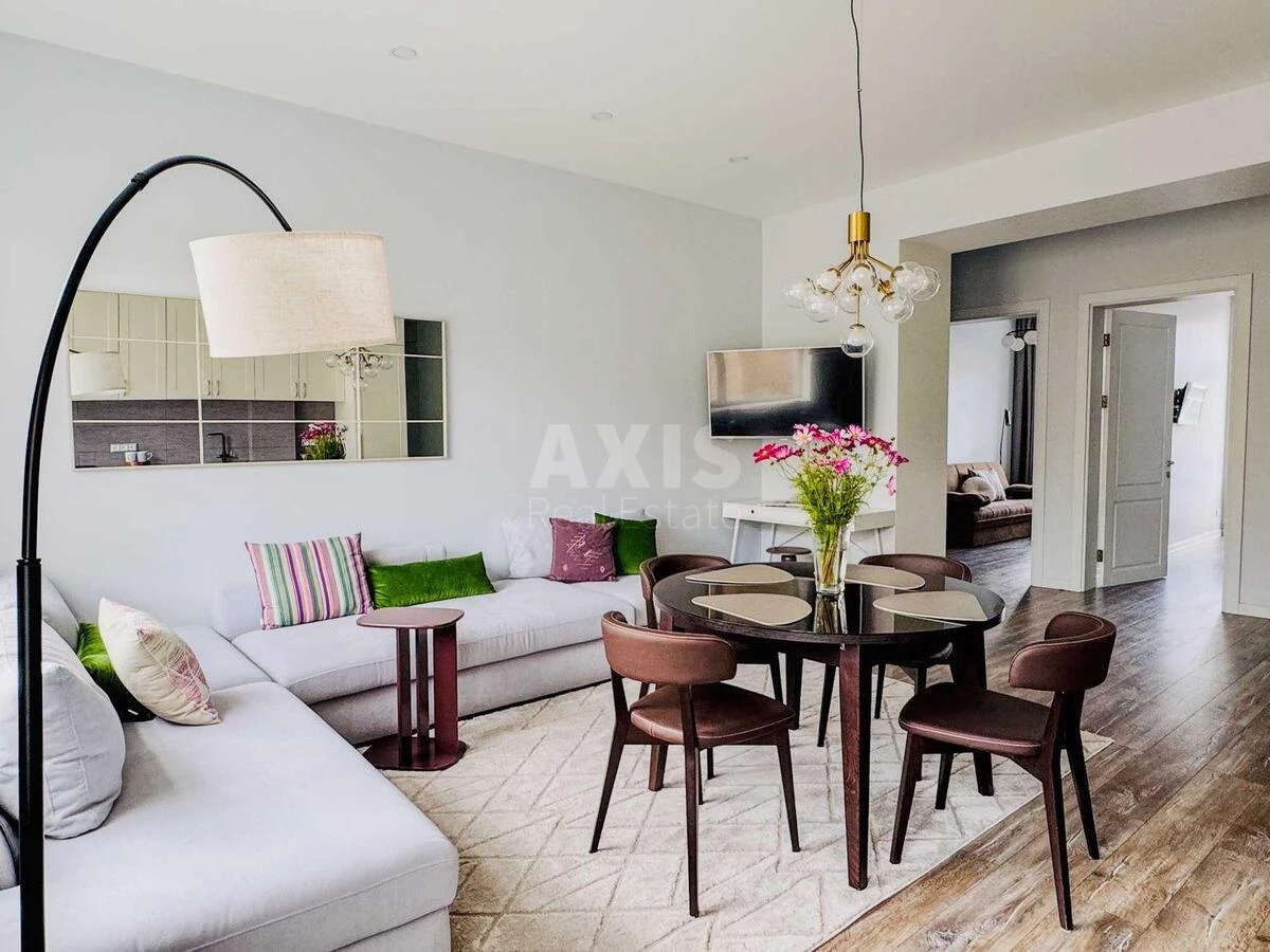 3k apartment vul. Volodymyrs'ka 83710041