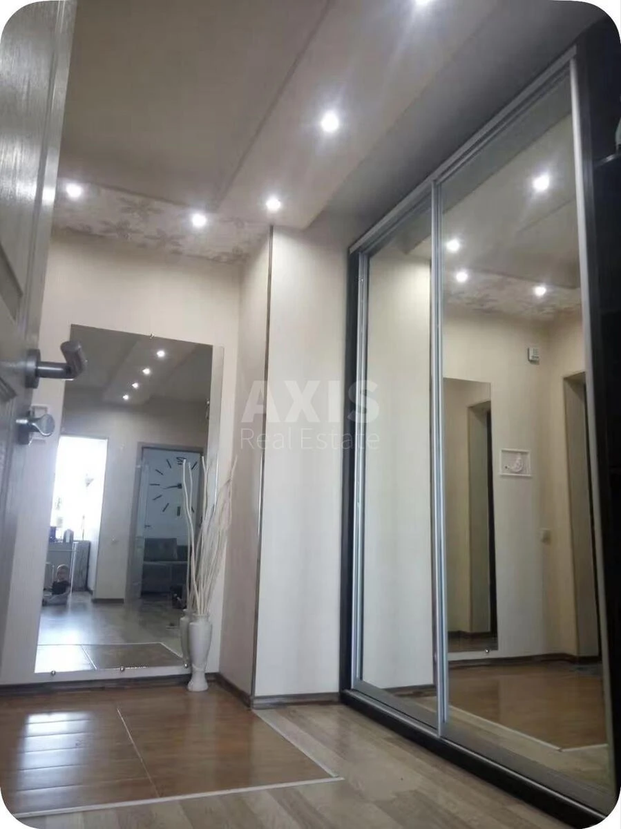 2к квартира ул. Драгоманова 40З709667
