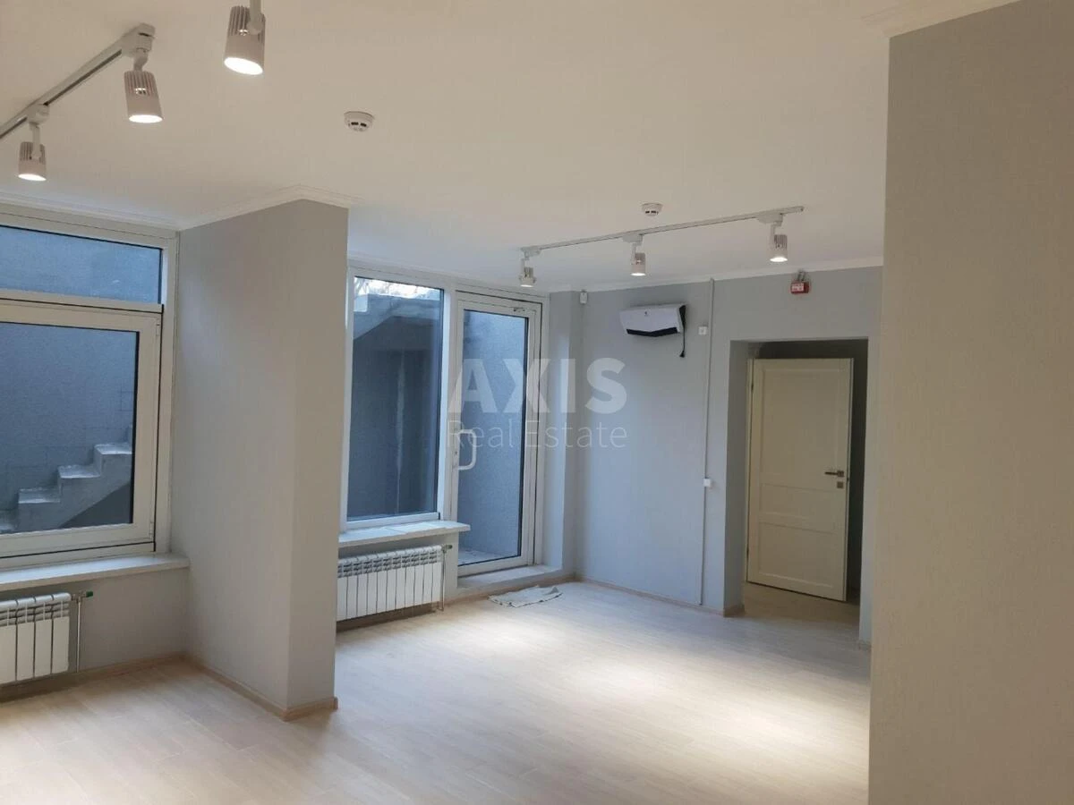 Office vul. Lypkivs'kogo Vasylja Mytropolyta 37Б, 43m2698851