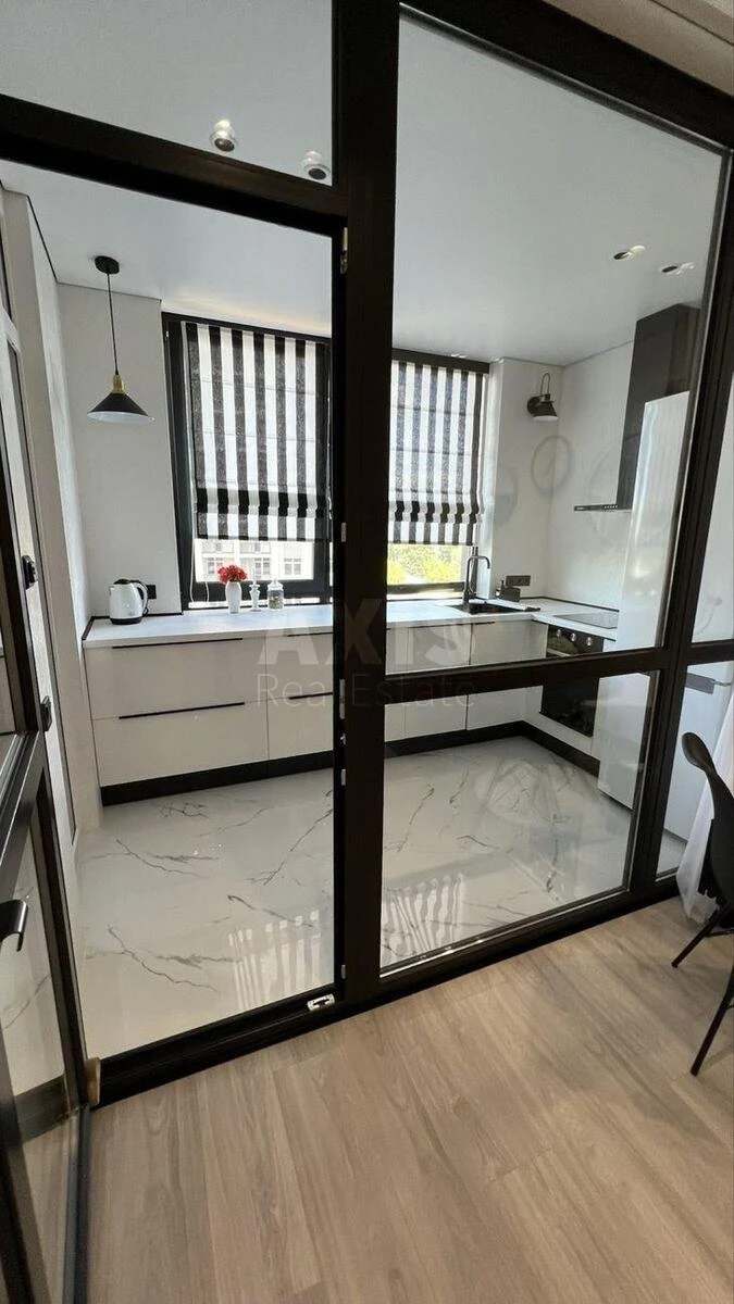 2k apartment vul. Prychal'na 14685114
