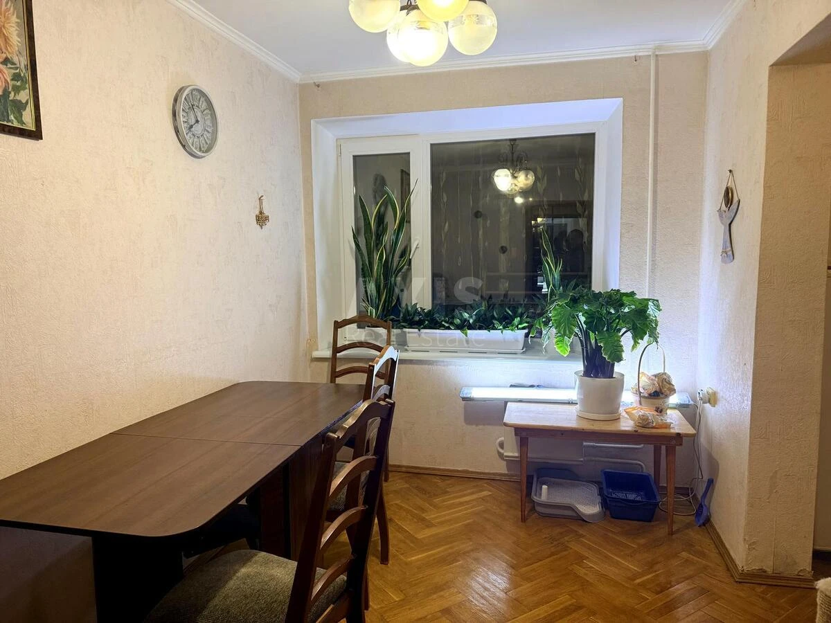 3к квартира ул. Левко Лукьяненко 2М68891