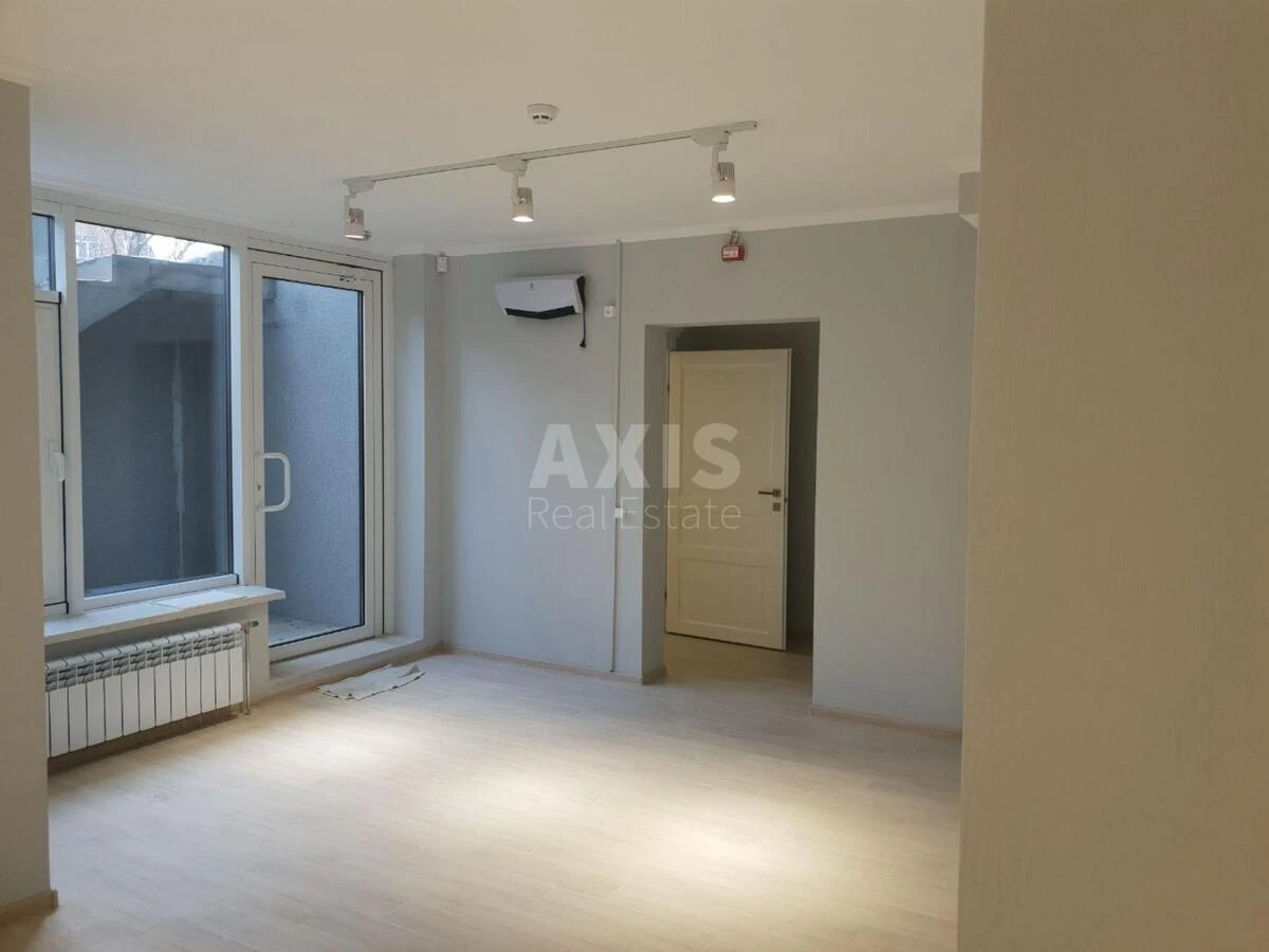 Office vul. Lypkivs'kogo Vasylja Mytropolyta 37Б, 43m2698852