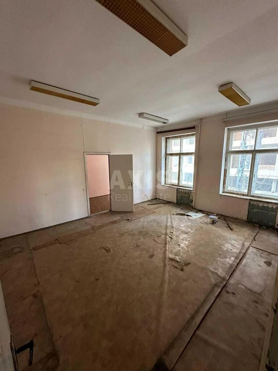 Trade object vul. Zhyljans'ka 26, 354m2717386