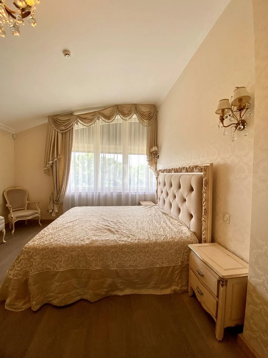 4k apartment vul. Obolons'ka naberezhna 76391313