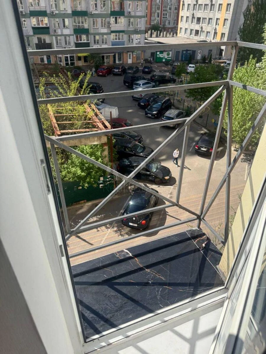 1k apartment vul. Klavdii'vs'ka 40А682187