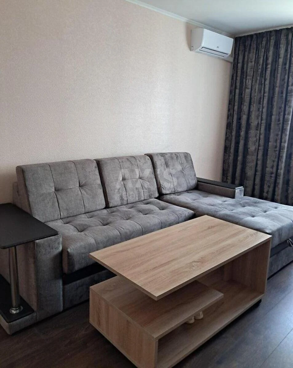 2k apartment vul. Revuc'kogo 54А699225