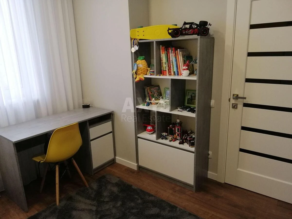 2k apartment vul. Ronalda Reyhana 40693636