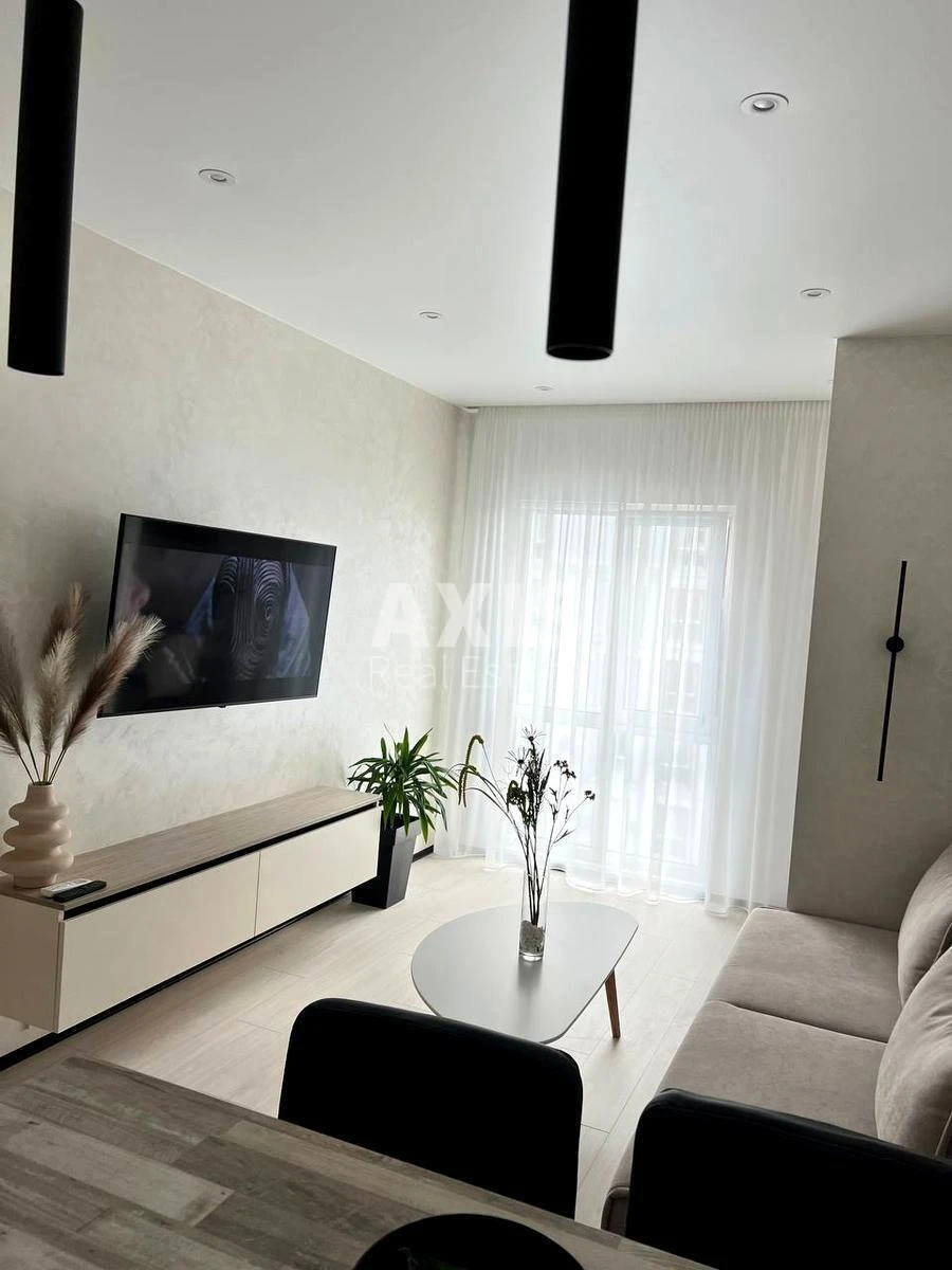 2k apartment vul. Myhajla Maksymovycha Twenty-six D696172