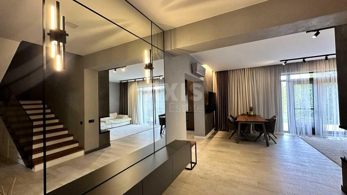 House vul. Abrykosova, 215m2, Kyiv city713359