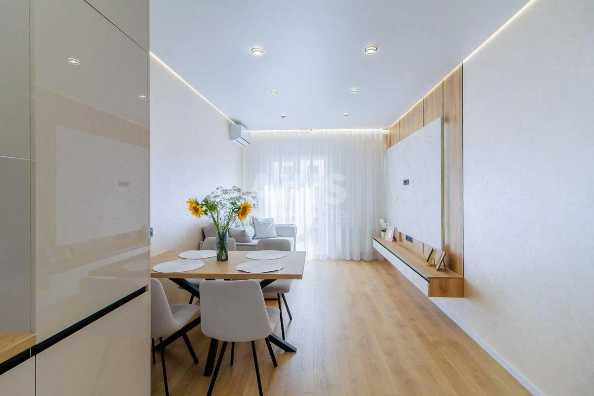 3k apartment vul. Myhajla Maksymovycha 24Г697715