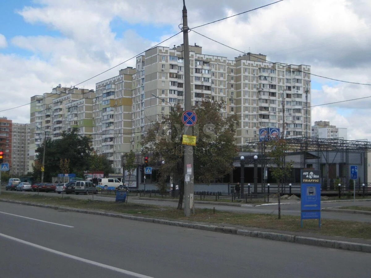 4k apartment vul. Revuc'kogo 137140619