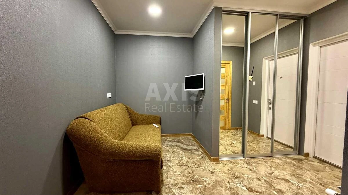 2k apartment vul. Svitla 3713548