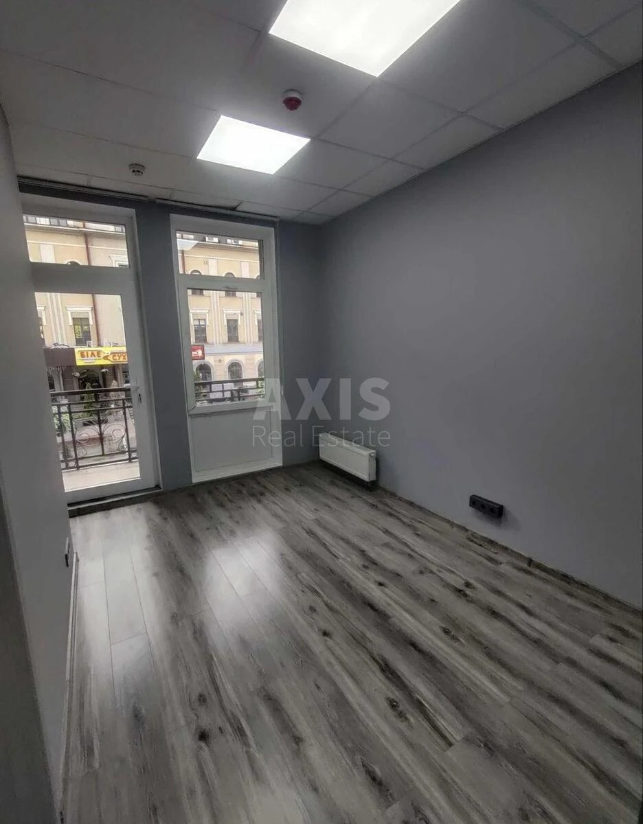 Office vul. Spas'ka 5, 243m2699537