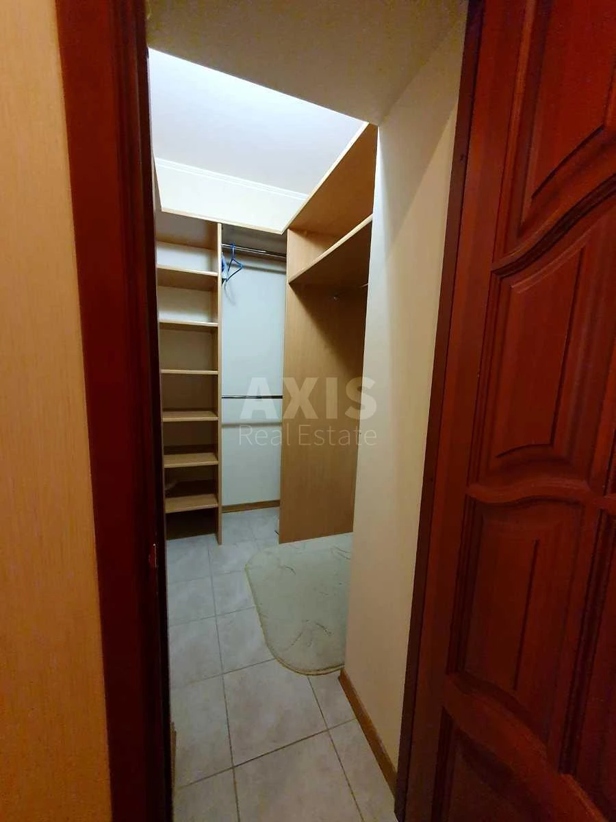 3k apartment vul. Ahmatovoi' Anny 16Б714263