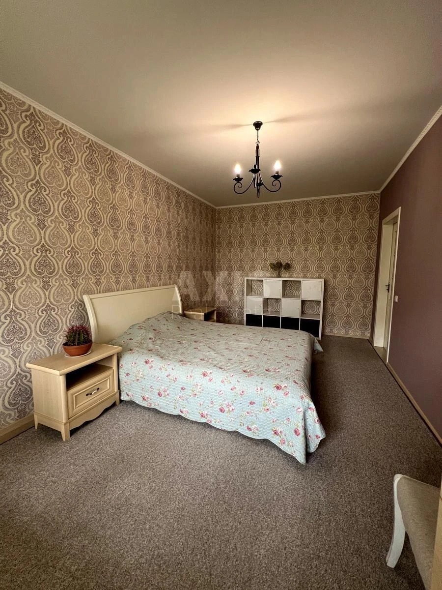 2к квартира ул. Ахматовой Анны 16В689940
