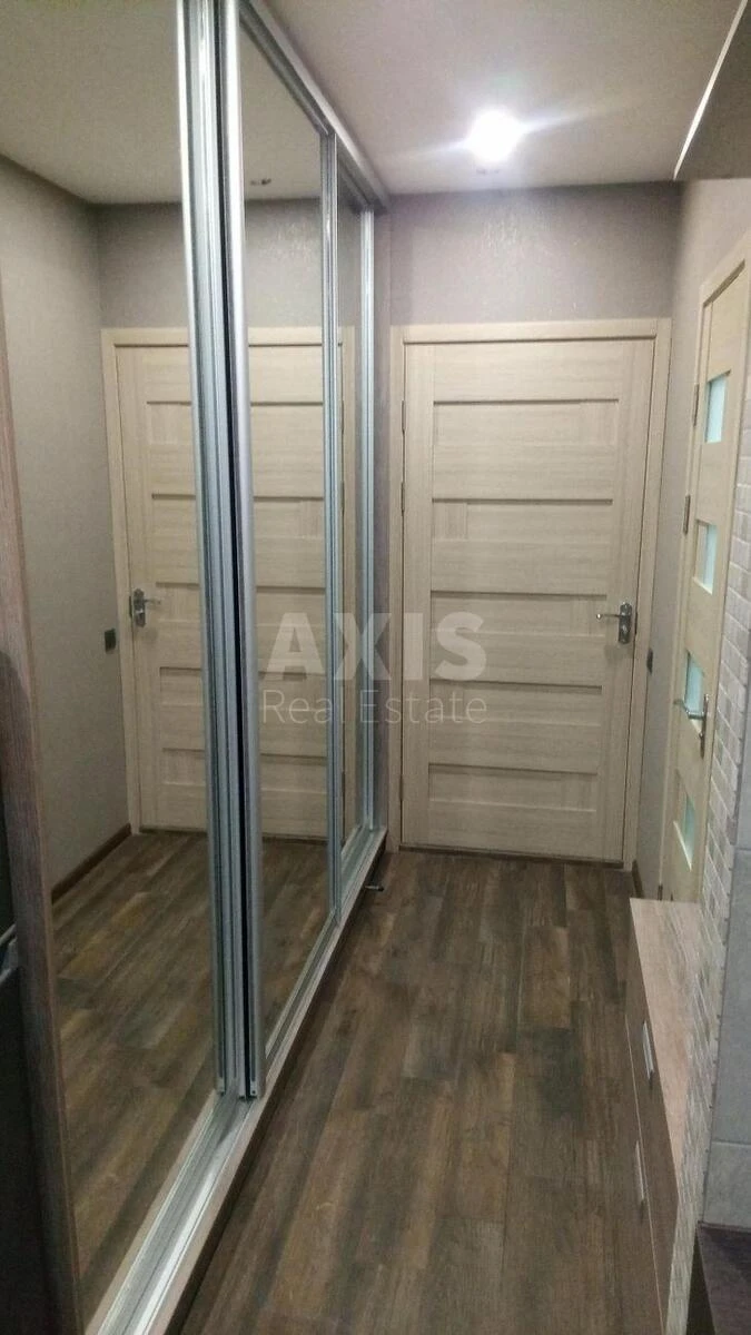1к квартира ул. Львовская 15695408