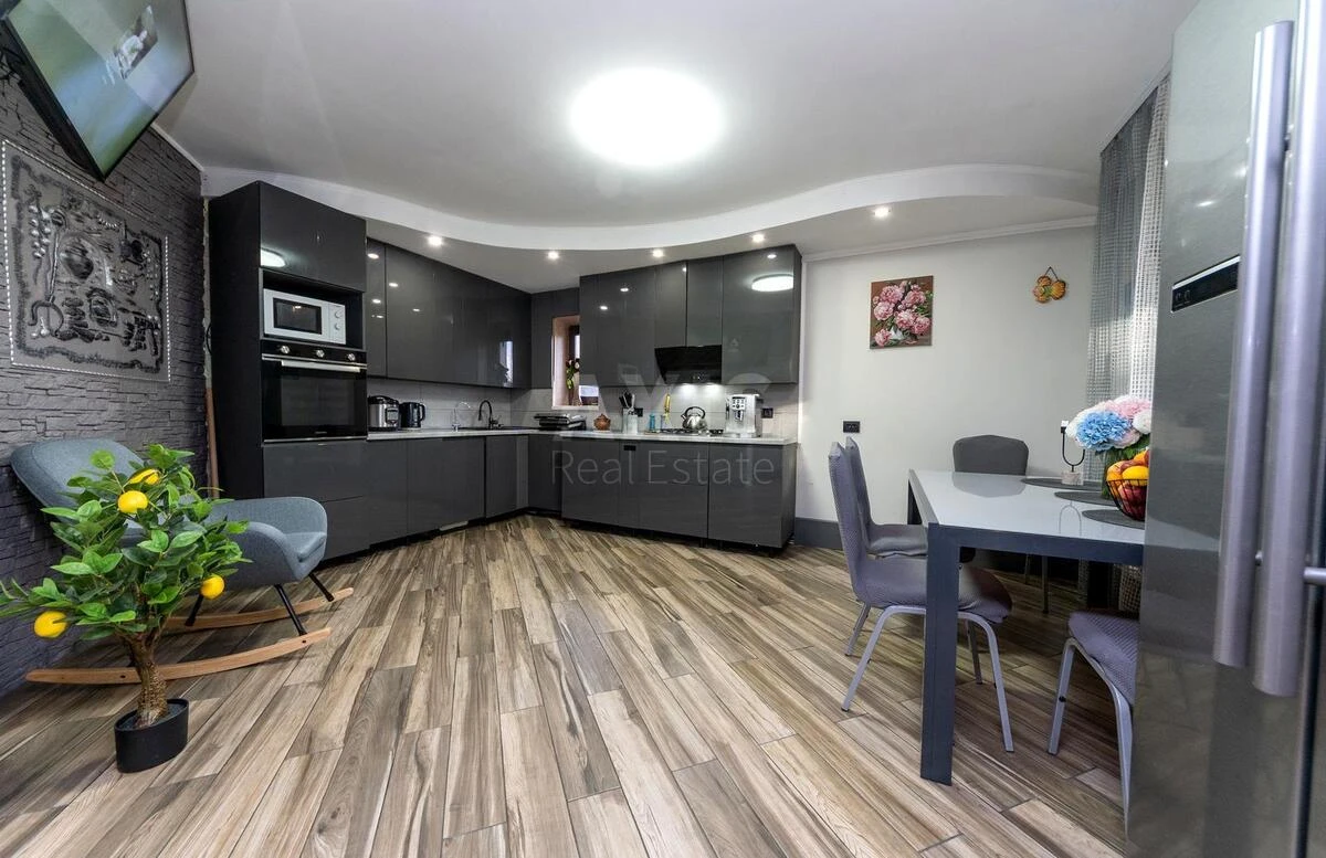 House vul. Bonch-Brujevycha, 140m2, Kyiv city63633