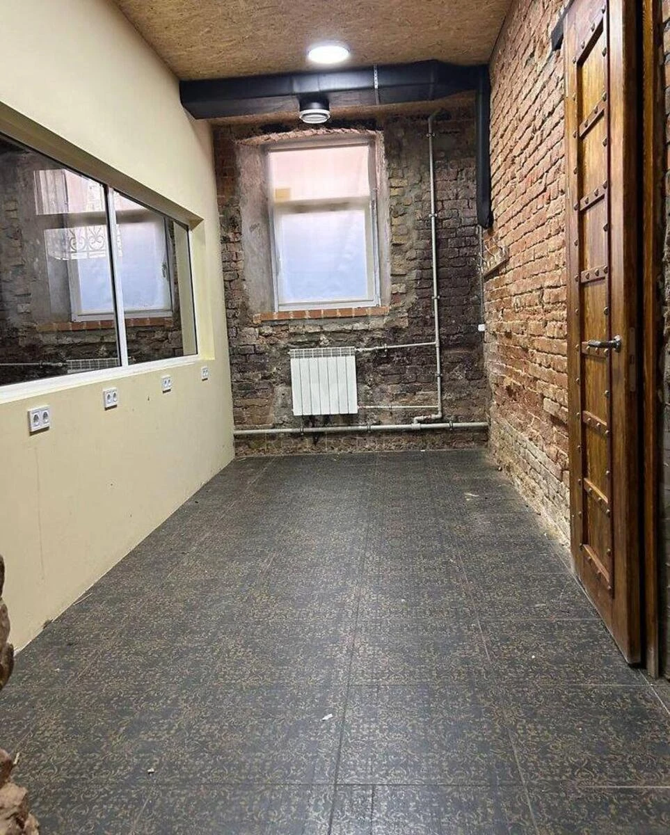 Office vul. Volodymyrs'ka 6/1, 76m2690942