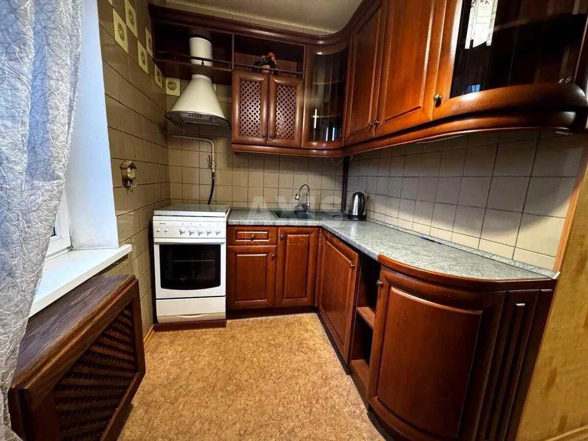 2k apartment vul. Doncja Myhajla 27А