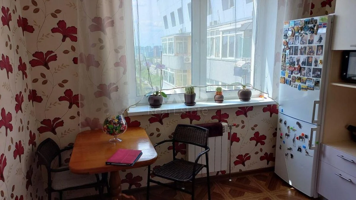 2к квартира ул. Кондратюка Юрия 1711451