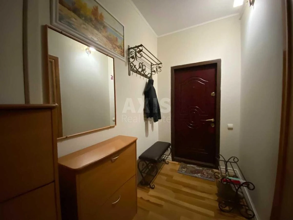 3k apartment vul. Mykil's'ko-Slobids'ka 6В6222911
