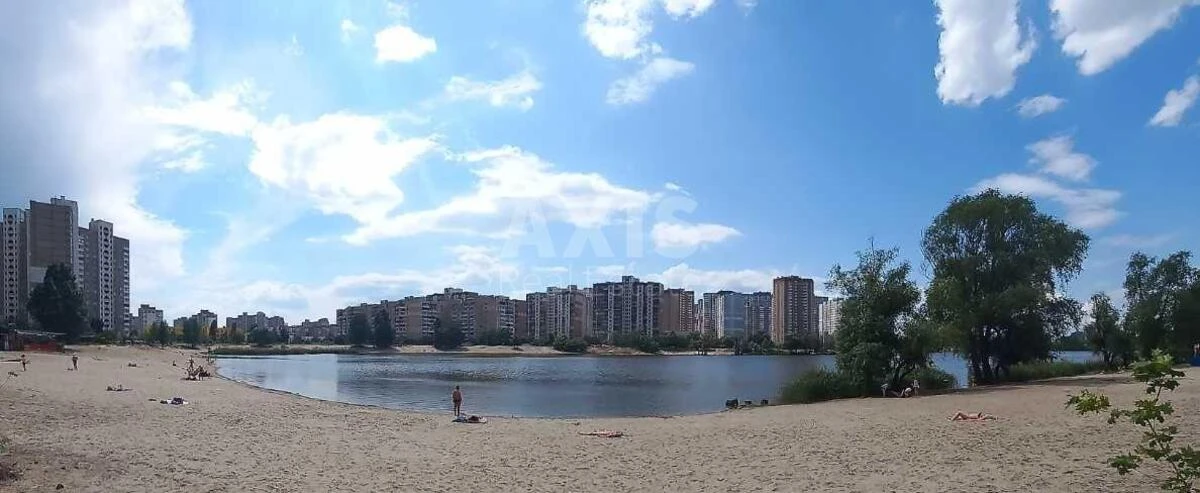 4к квартира ул. Ревуцкого 137140622