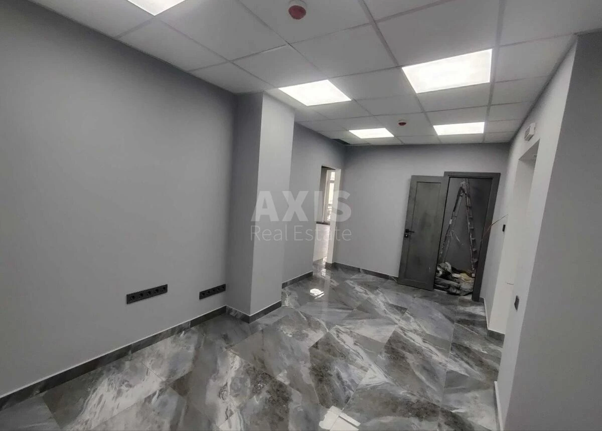 Office vul. Spas'ka 5, 243m2699539