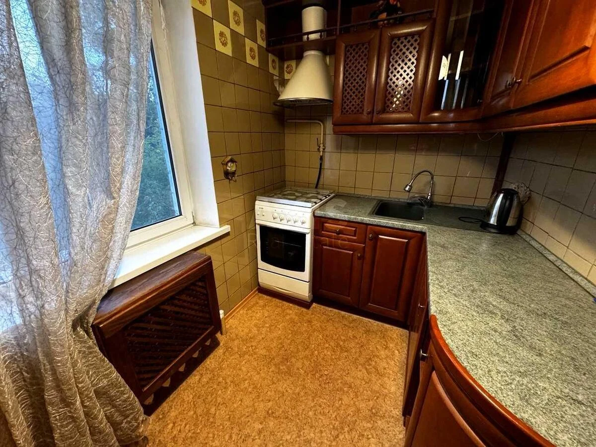 2k apartment vul. Doncja Myhajla 27А719100